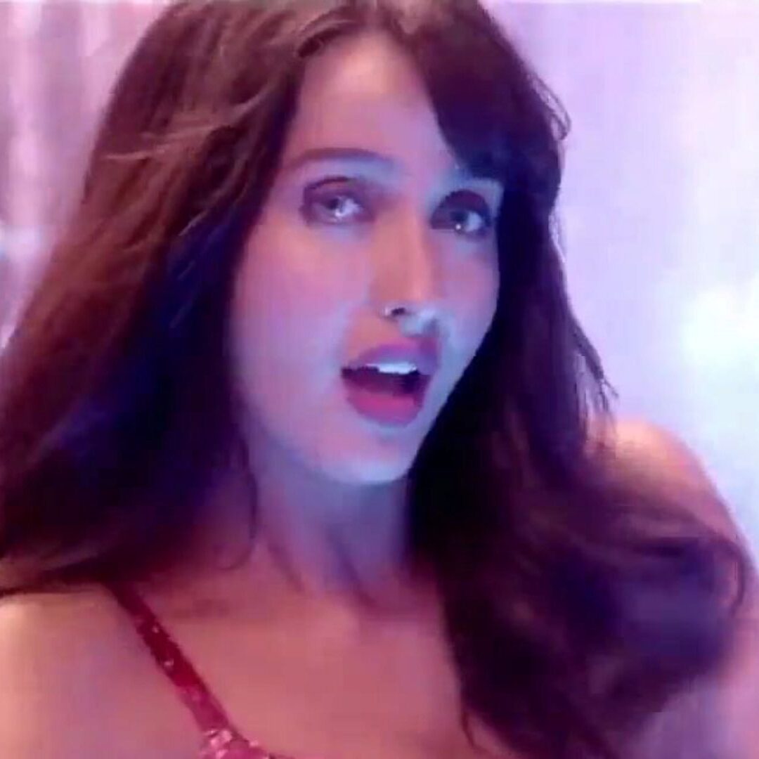 Indan Actor Nora Fatehi - XXX BULE