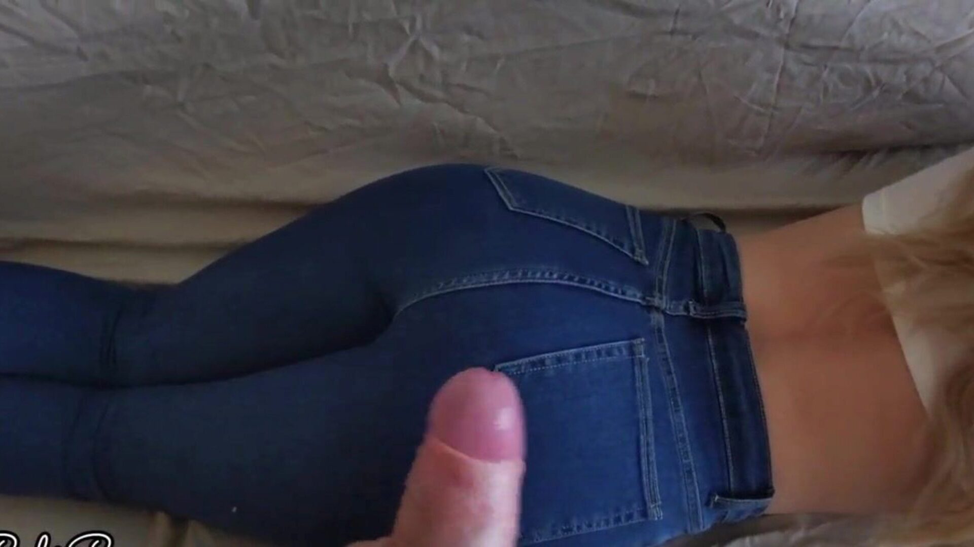 Tight Jeans image