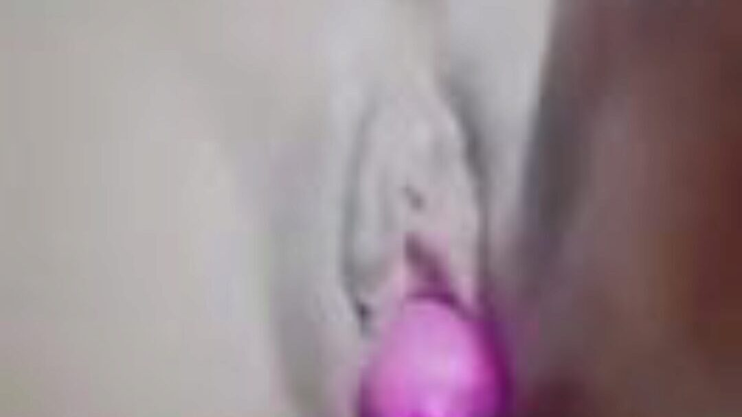 éjaculation féminine sur vibrateur d'oeuf éjac féminine