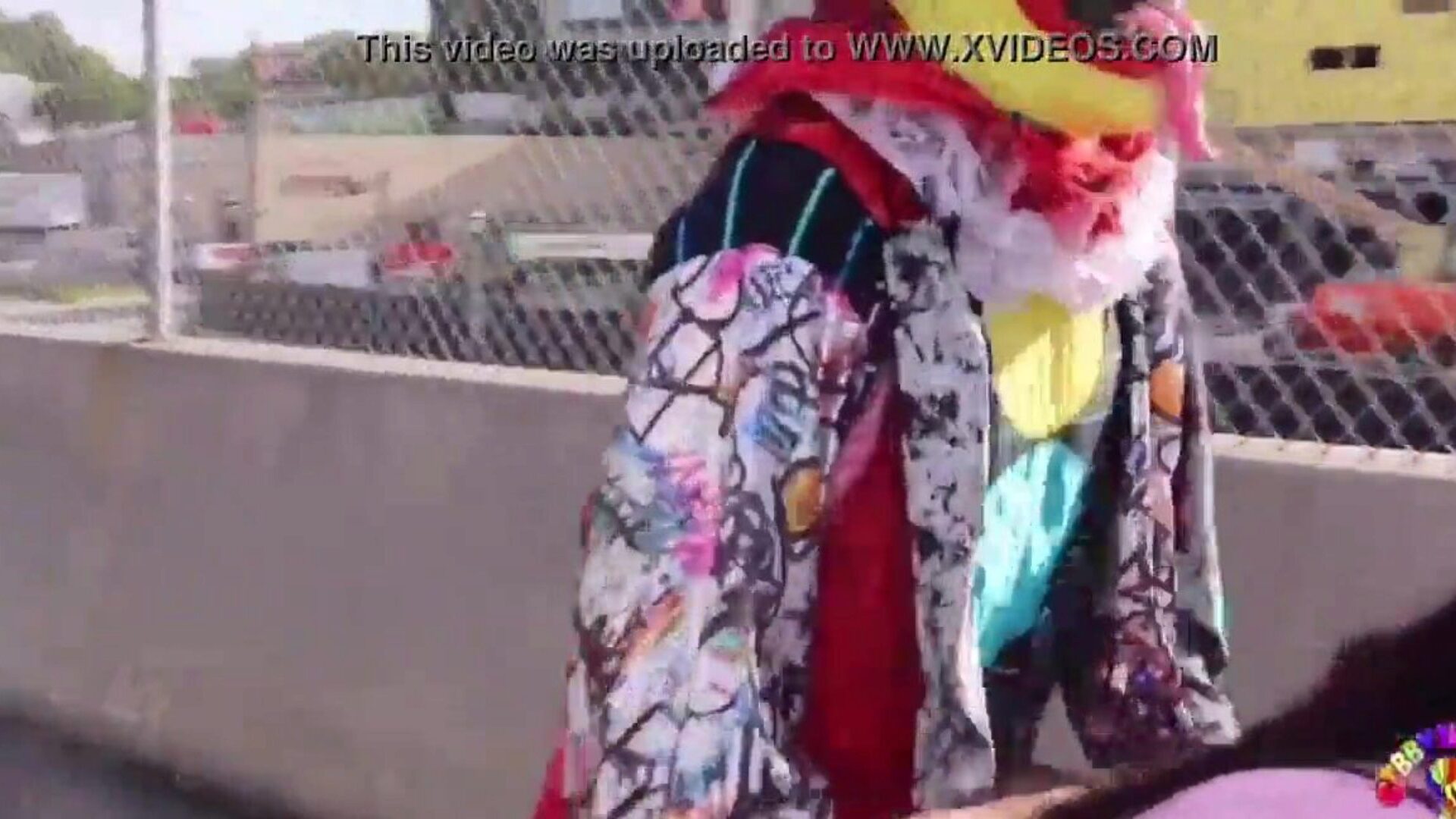 Gibby de clown neukt sappige tee op de populairste snelweg van Atlanta